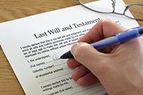 Includes simple instructions to help you make a will, your own lawyer and court approved will.